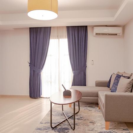 Souare Premium Hotel Конакри Экстерьер фото