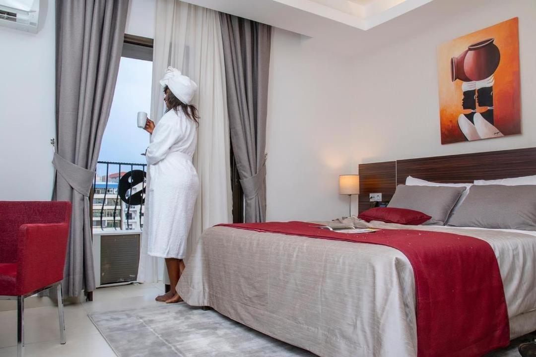 Souare Premium Hotel Конакри Экстерьер фото